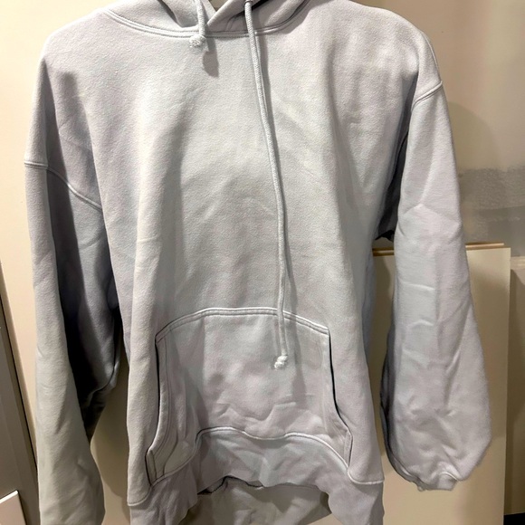 Aritzia Sweaters - Aritzia boyfriend hoodie size small